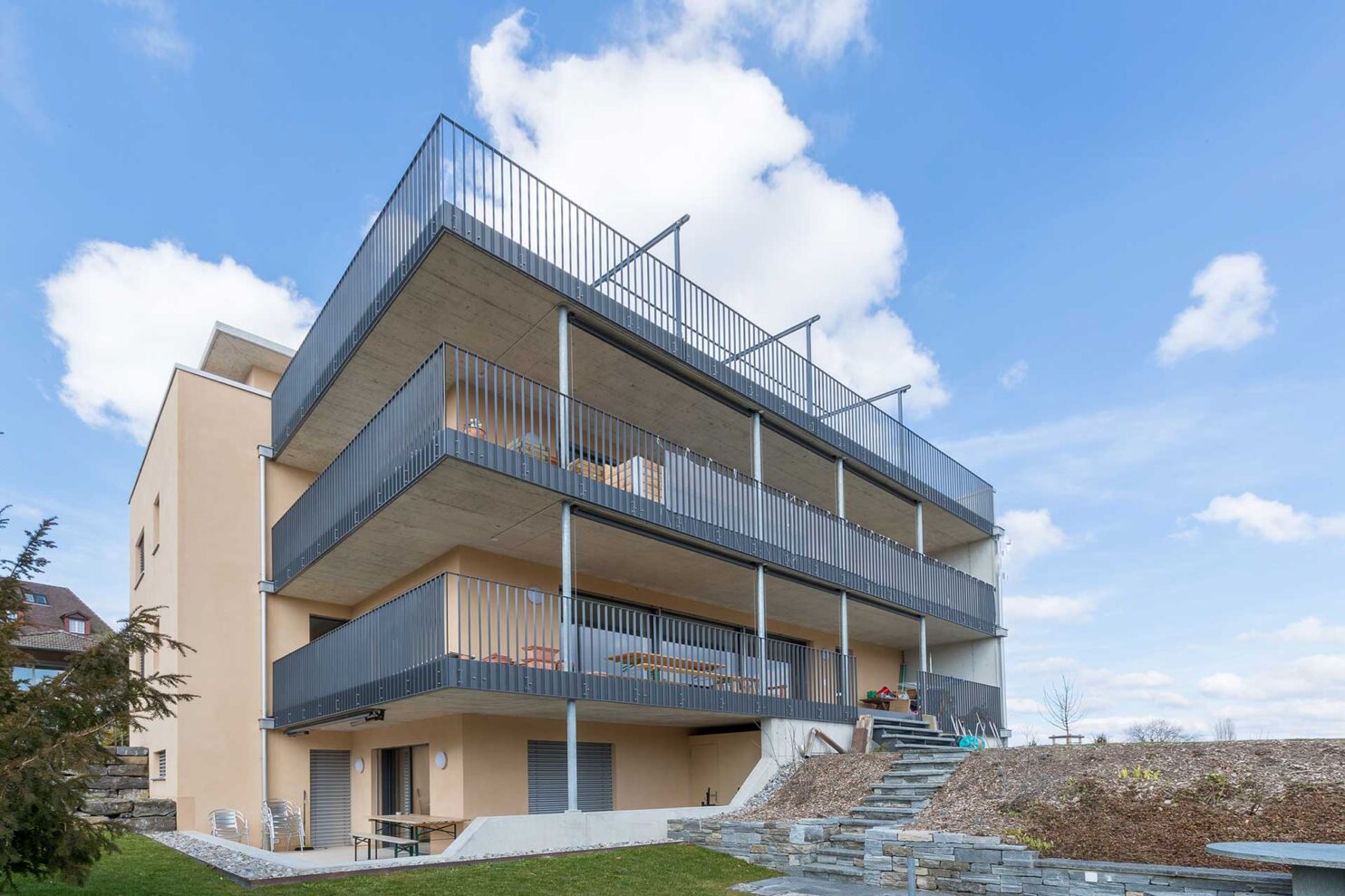 Neubau Mehrfamilienhaus SKS Architekten AG