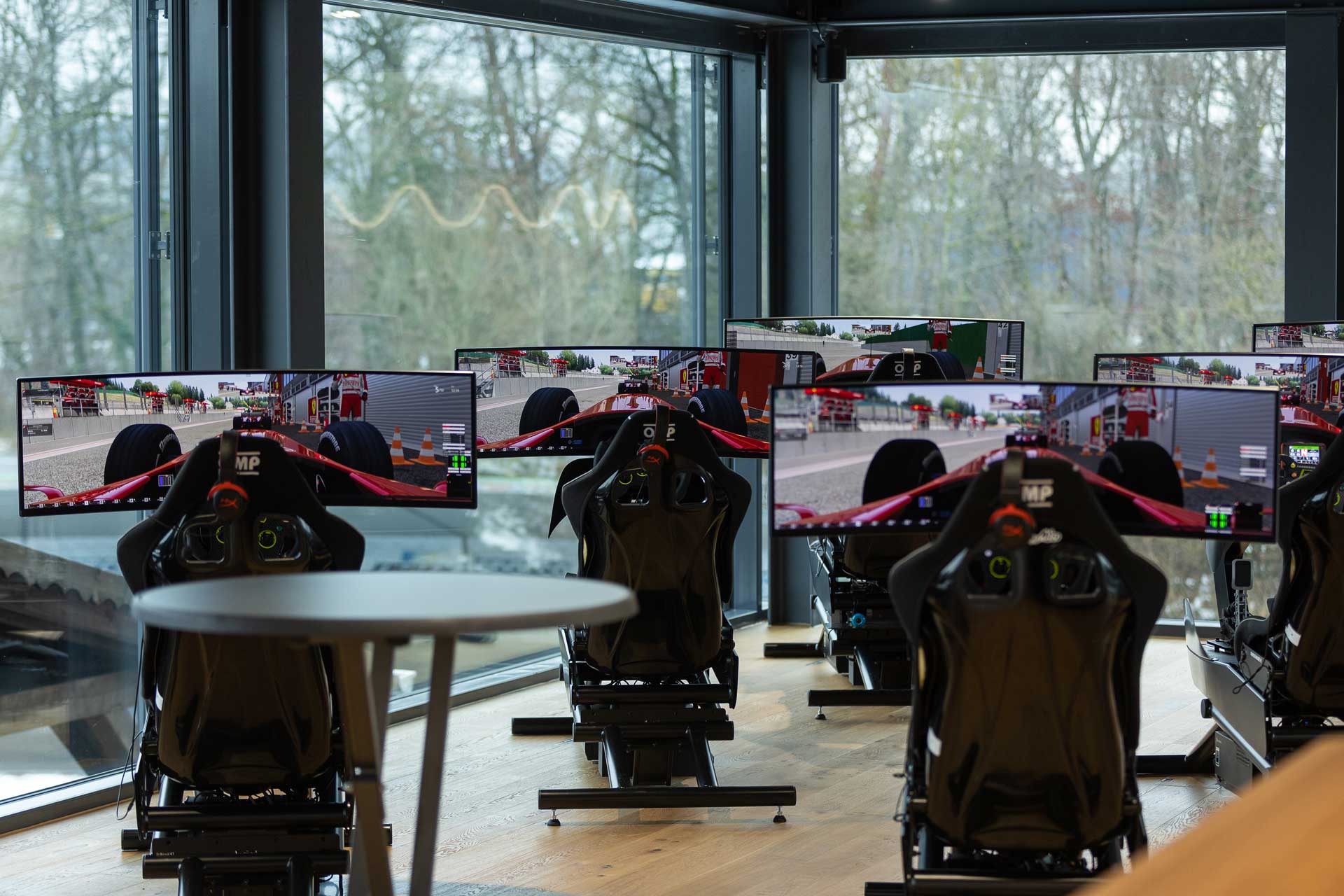 SIM-Racing für die Kartbahn Lyss